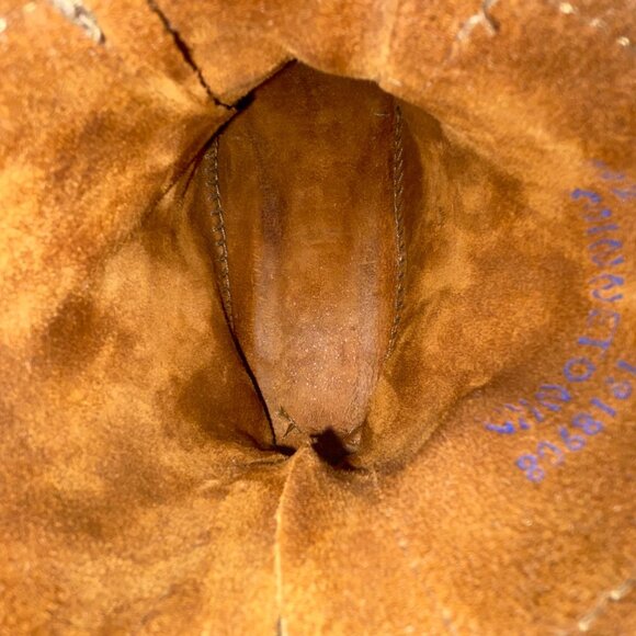 Minnetonka Women’s Dusty Brown Suede Zip Closure Fringe Ankle Boots Size 9 - Picture 8 of 9